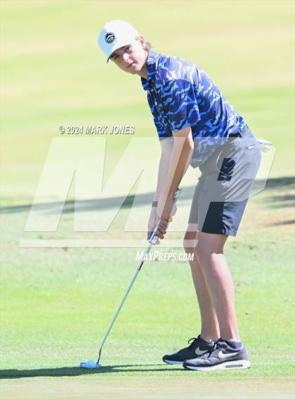 Thumbnail 1 in AIA Division III State Championship photogallery.