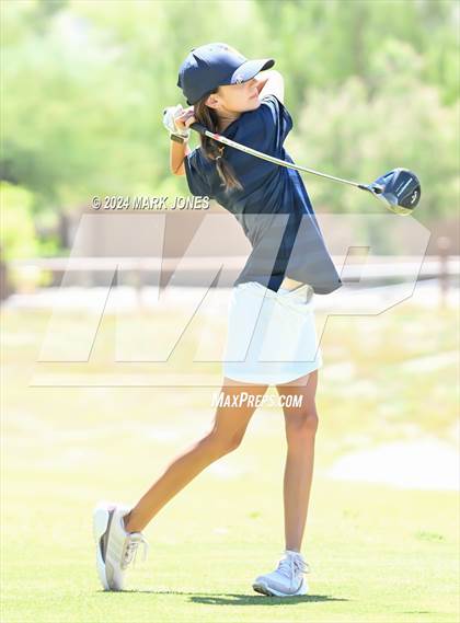Thumbnail 2 in AIA Division III State Championship photogallery.