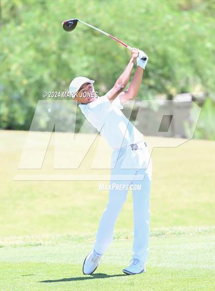 Thumbnail 1 in AIA Division III State Championship photogallery.