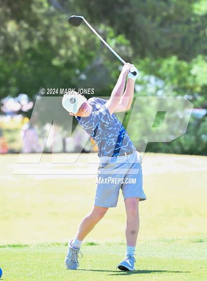 Thumbnail 1 in AIA Division III State Championship photogallery.