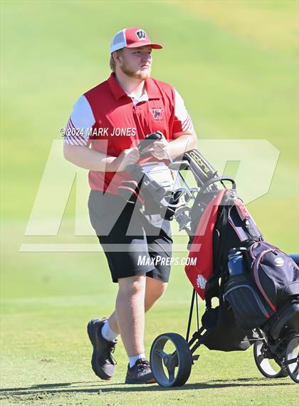 Thumbnail 1 in AIA Division III State Championship photogallery.