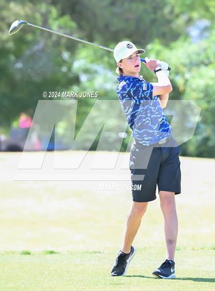 Thumbnail 1 in AIA Division III State Championship photogallery.