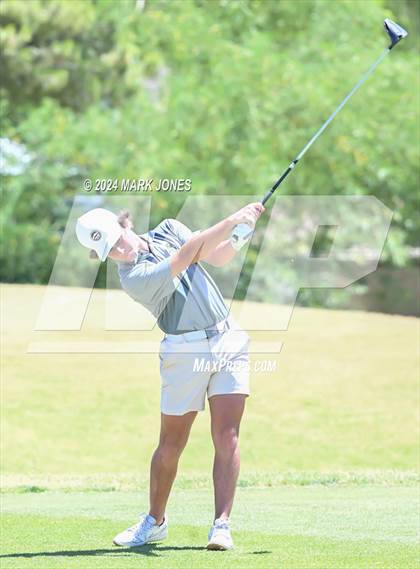 Thumbnail 1 in AIA Division III State Championship photogallery.
