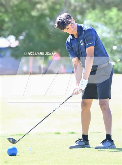 Thumbnail 1 in AIA Division III State Championship photogallery.