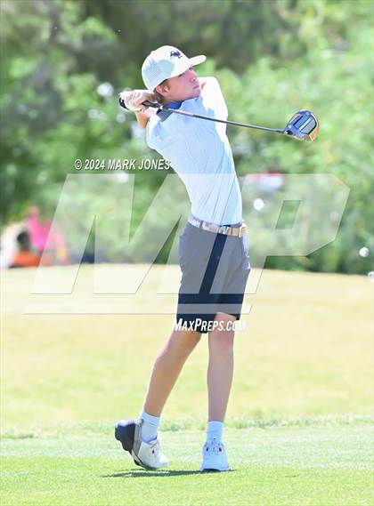 Thumbnail 1 in AIA Division III State Championship photogallery.