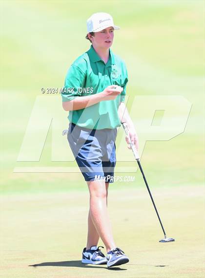 Thumbnail 2 in AIA Division III State Championship photogallery.