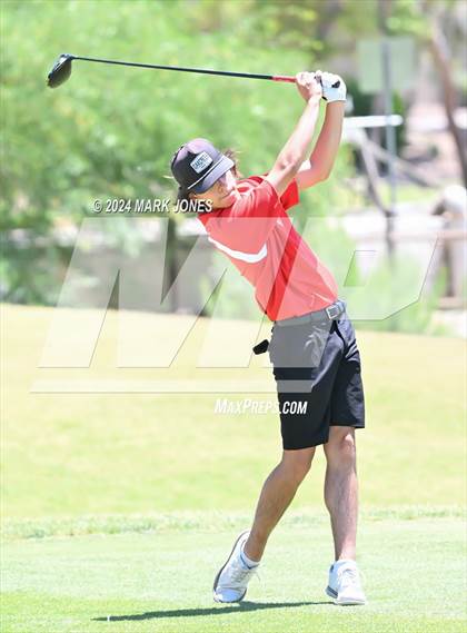Thumbnail 2 in AIA Division III State Championship photogallery.