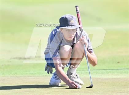 Thumbnail 2 in AIA Division III State Championship photogallery.