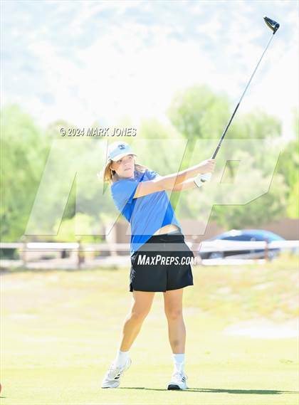 Thumbnail 2 in AIA Division III State Championship photogallery.