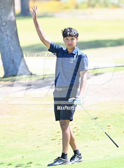 Thumbnail 2 in AIA Division III State Championship photogallery.