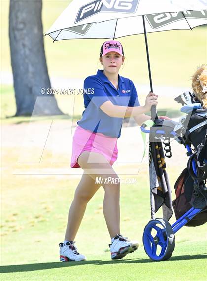 Thumbnail 1 in AIA Division III State Championship photogallery.
