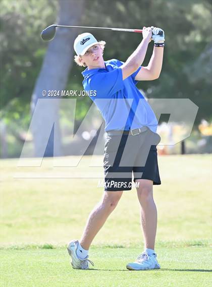Thumbnail 2 in AIA Division III State Championship photogallery.