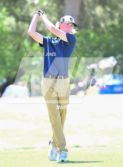 Thumbnail 1 in AIA Division III State Championship photogallery.