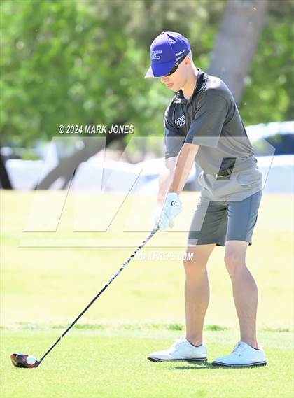 Thumbnail 3 in AIA Division III State Championship photogallery.