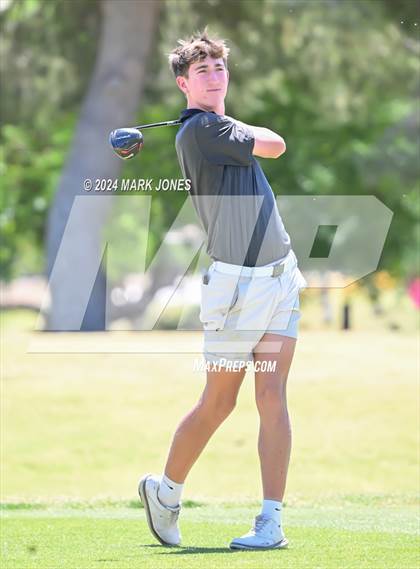 Thumbnail 2 in AIA Division III State Championship photogallery.