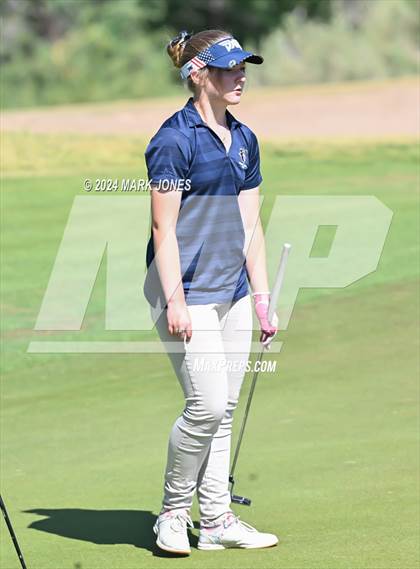 Thumbnail 3 in AIA Division III State Championship photogallery.