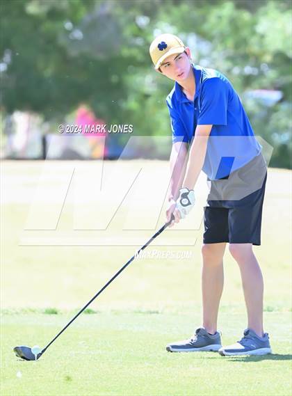 Thumbnail 1 in AIA Division III State Championship photogallery.