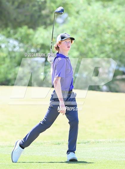 Thumbnail 1 in AIA Division III State Championship photogallery.