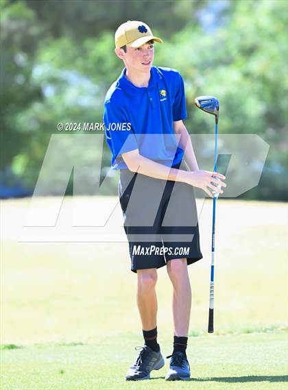 Thumbnail 3 in AIA Division III State Championship photogallery.