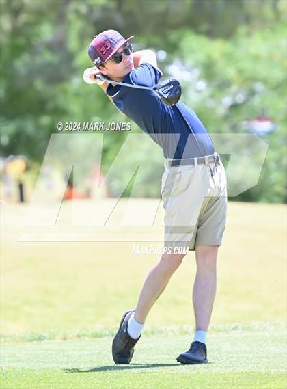 Thumbnail 3 in AIA Division III State Championship photogallery.