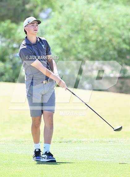 Thumbnail 3 in AIA Division III State Championship photogallery.