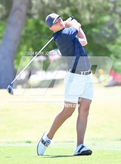 Thumbnail 1 in AIA Division III State Championship photogallery.
