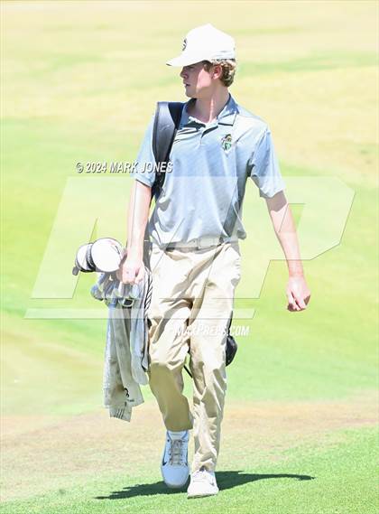 Thumbnail 1 in AIA Division III State Championship photogallery.