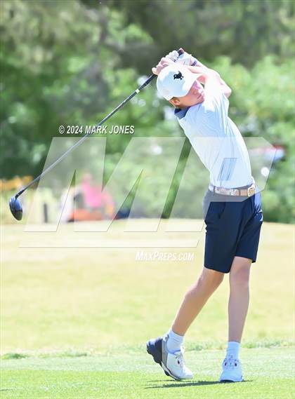 Thumbnail 3 in AIA Division III State Championship photogallery.