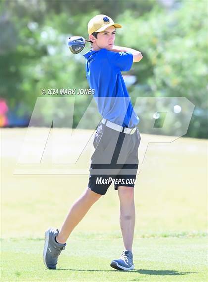 Thumbnail 1 in AIA Division III State Championship photogallery.