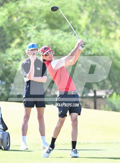 Thumbnail 1 in AIA Division III State Championship photogallery.