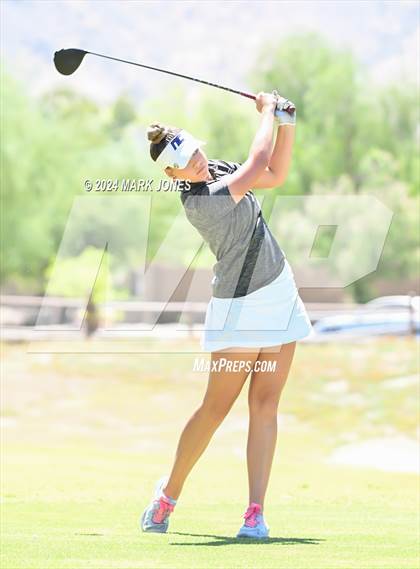 Thumbnail 3 in AIA Division III State Championship photogallery.