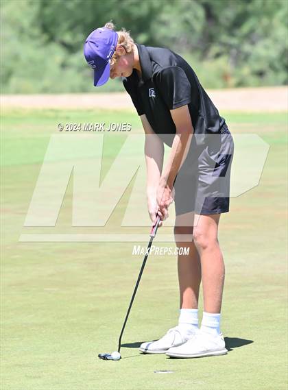 Thumbnail 3 in AIA Division III State Championship photogallery.