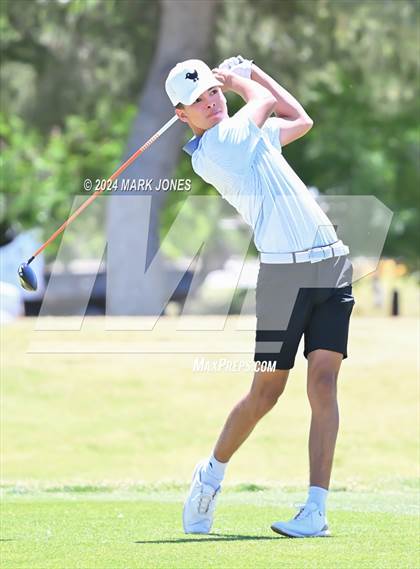 Thumbnail 1 in AIA Division III State Championship photogallery.