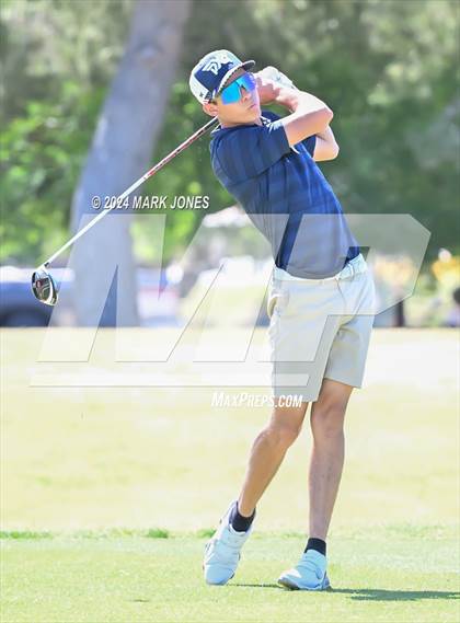 Thumbnail 1 in AIA Division III State Championship photogallery.