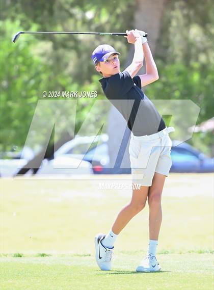 Thumbnail 2 in AIA Division III State Championship photogallery.