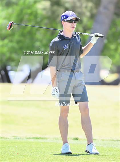 Thumbnail 1 in AIA Division III State Championship photogallery.