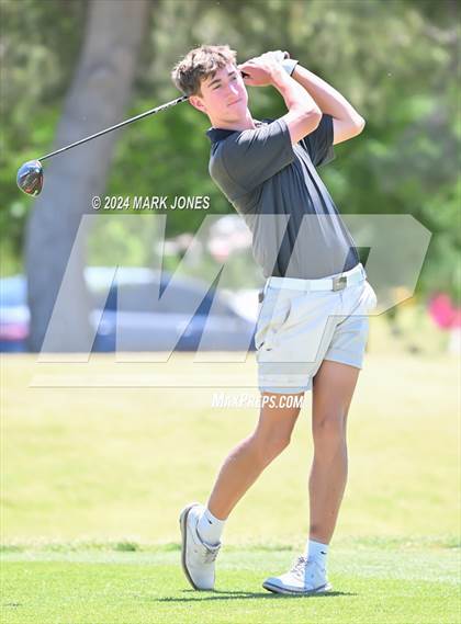 Thumbnail 2 in AIA Division III State Championship photogallery.