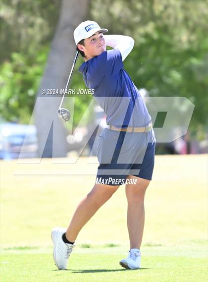 Thumbnail 3 in AIA Division III State Championship photogallery.