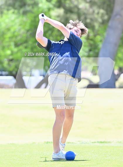 Thumbnail 1 in AIA Division III State Championship photogallery.