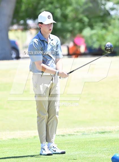 Thumbnail 1 in AIA Division III State Championship photogallery.