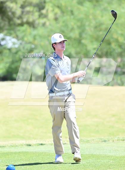Thumbnail 1 in AIA Division III State Championship photogallery.
