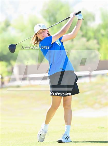Thumbnail 3 in AIA Division III State Championship photogallery.
