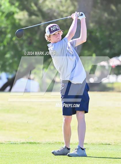 Thumbnail 2 in AIA Division III State Championship photogallery.