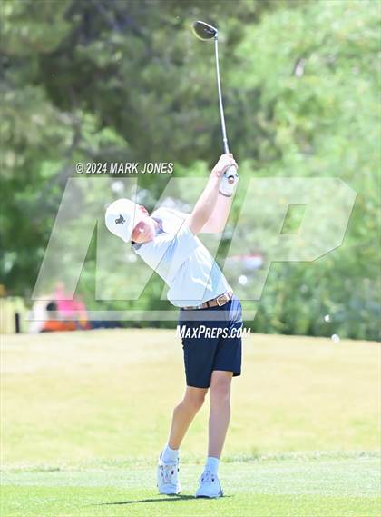 Thumbnail 1 in AIA Division III State Championship photogallery.