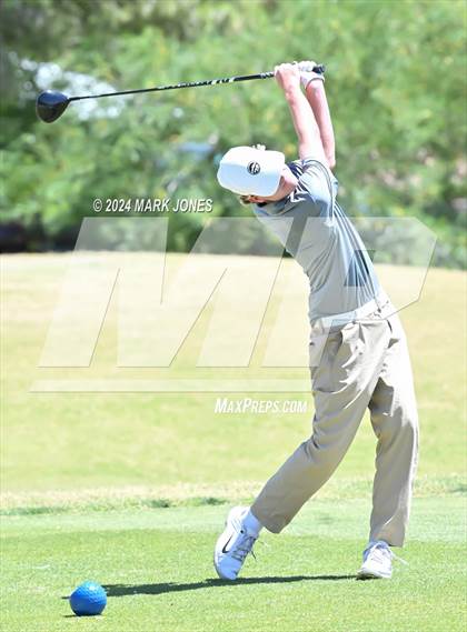 Thumbnail 1 in AIA Division III State Championship photogallery.