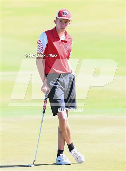 Thumbnail 1 in AIA Division III State Championship photogallery.
