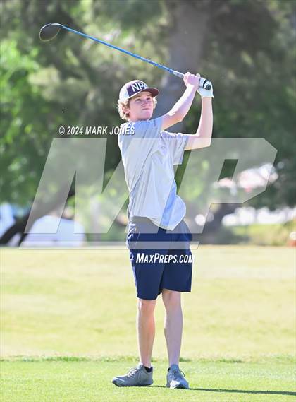 Thumbnail 2 in AIA Division III State Championship photogallery.