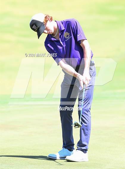 Thumbnail 1 in AIA Division III State Championship photogallery.