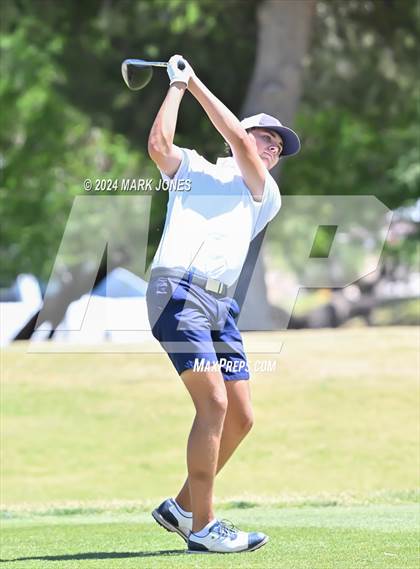Thumbnail 1 in AIA Division III State Championship photogallery.