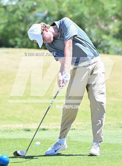 Thumbnail 1 in AIA Division III State Championship photogallery.
